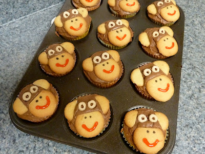 monkey cupcakes