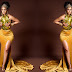 Mihlali Ndamase compartilhou uma série de fotos usando um top dourado