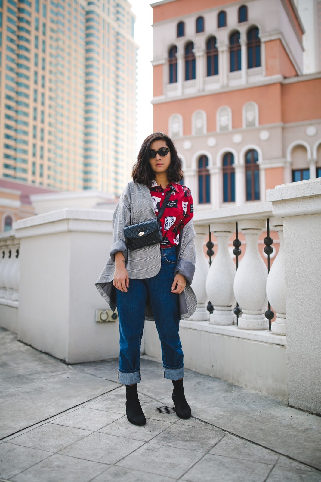 macau fashion blogger wearing plaid and retro print