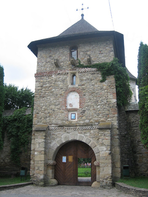 Monasterio Moldovita, puerta de entrada