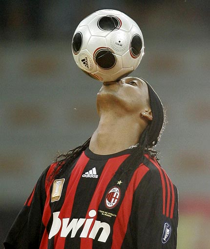 ronaldinho on ac milan