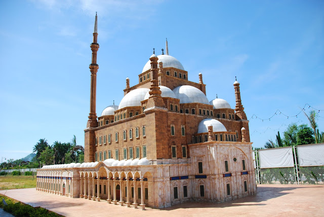 Most Famous Mosque Wallpapers 