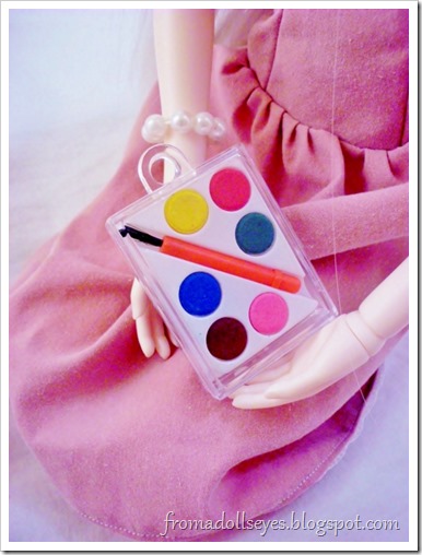 Finding Doll Props: At The Party Store? Tiny watercolor paint set