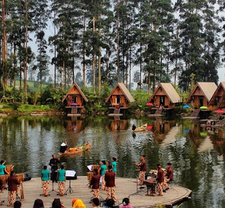 Dusun Bambu