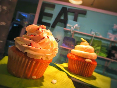 lila-and-sage-cupcakes