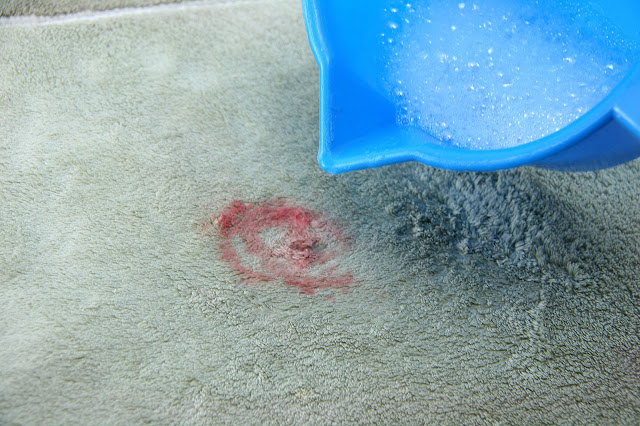 Using Detergent to remove gum