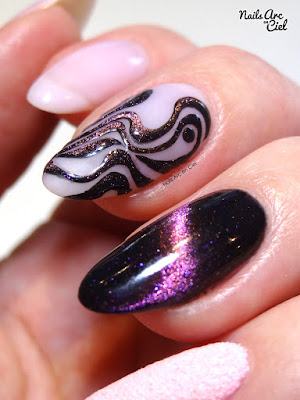 Nail Art - Abstrait 3D avec un VSP magnetique par Nails Arc en Ciel