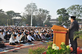 http://aang-zaeni.blogspot.com/2017/02/naskah-khutbah-idul-fitri-ramadhan-dan.html