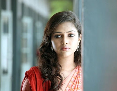 Tamil Movie Deiva Thirumagan Latest Pictures