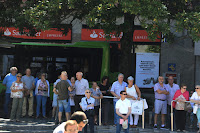 Concentración de pensionistas en Herriko Plaza