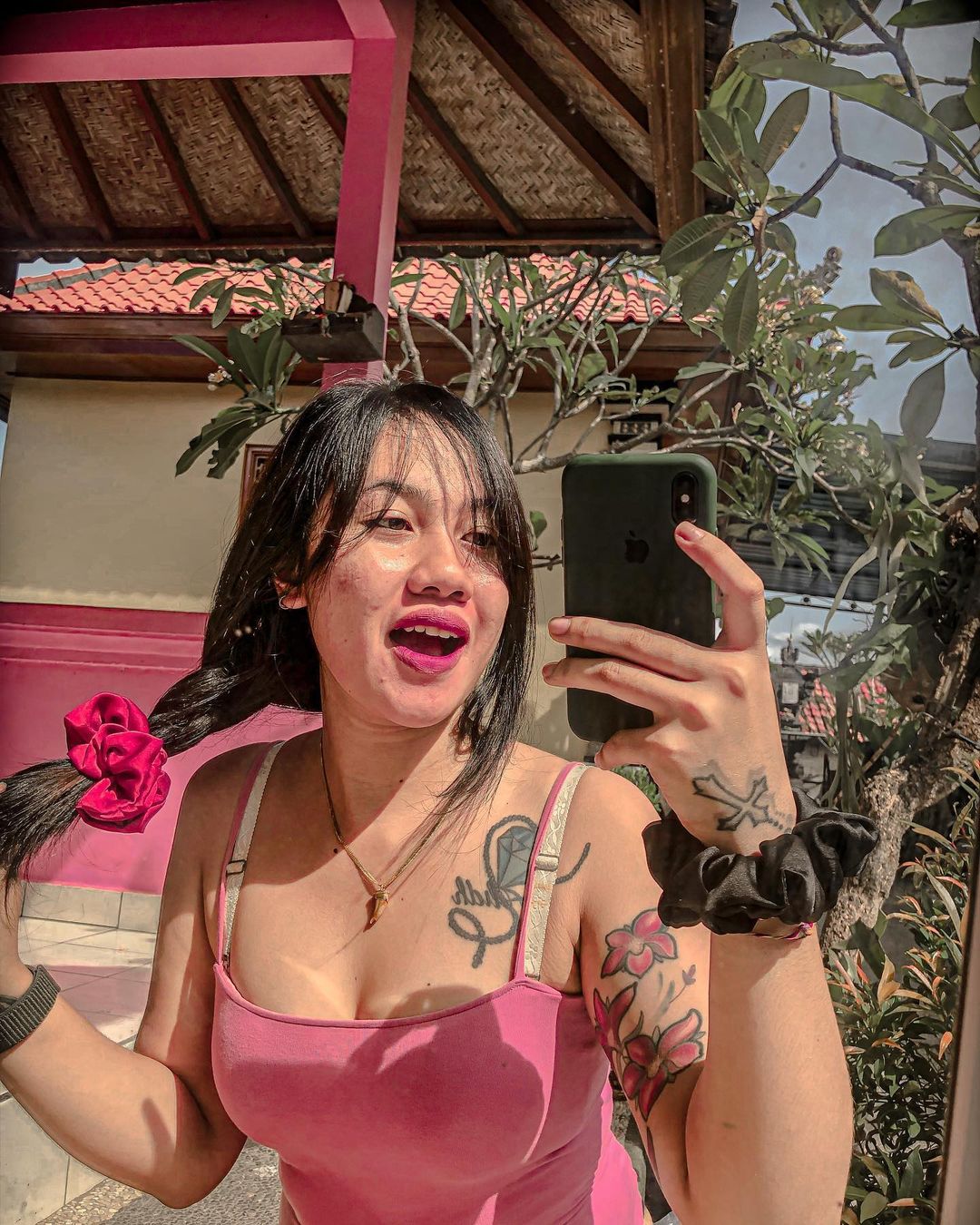 11+ Foto Alit An Gadis Bali Bertattoo Cantik dan Seksi - Hot Selebgram Model Instagram