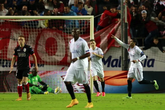 Sevilla player José Antonio Reyes celebrates after scoring a goal against Standard Liège