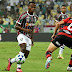 MESMO COM UM A MENOS, FLUMINENSE SEGURA EMPATE COM O FLAMENGO