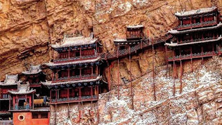 Hanging Temple - Kuil Cantik Di Cina Yang Menempel Di Tebing