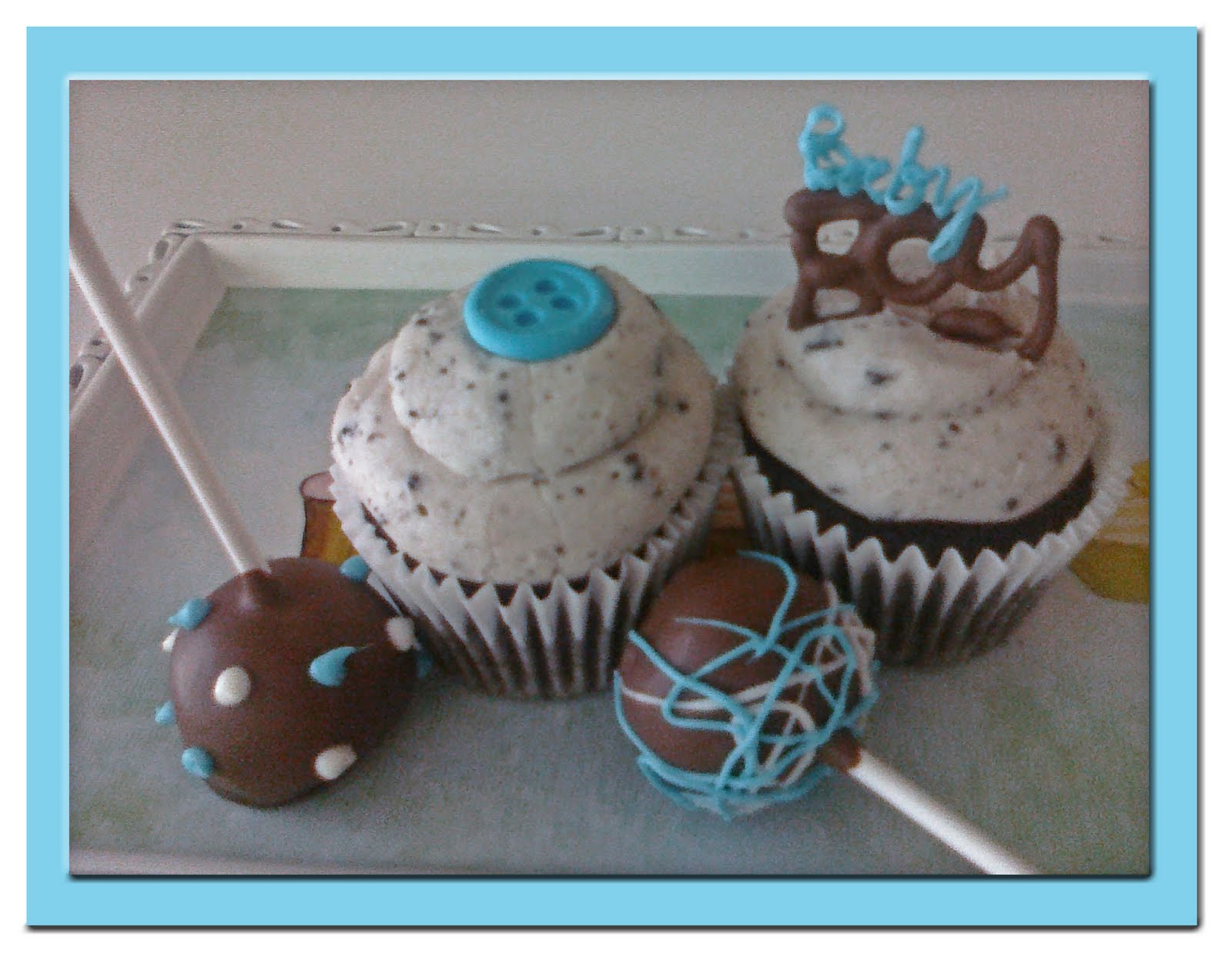 baby shower cake pops recipe were darling! Cookies N' Cream Cake pops and cupcakes, the Baby 
