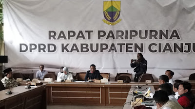 Audensi Dewan // Dengar Pendapat ' Kecam Lembaga:, AMCM, Tuntut Janji Tranparansi Data yang Akurat