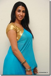 Hot Singer Gayatri Iyer Wife Of Kunal Ganjawala (2)