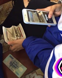 Bạn tôi giỏi nhất là giả nghèo 😏