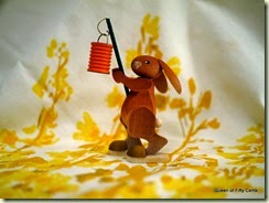 Ulbricht Bunny with lamp
