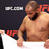 UFC: Πρωταθλητής έχασε (με μοναδικό τρόπο) μισό κιλό σε 3'
