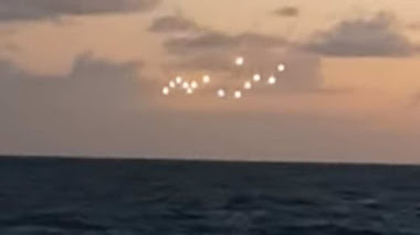 It could be a fleet of UFOs over an Arizona desert!