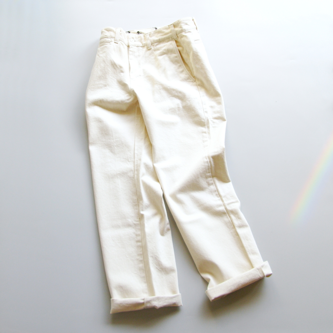 Bottom "Chino denim pants" Price：18,792yen