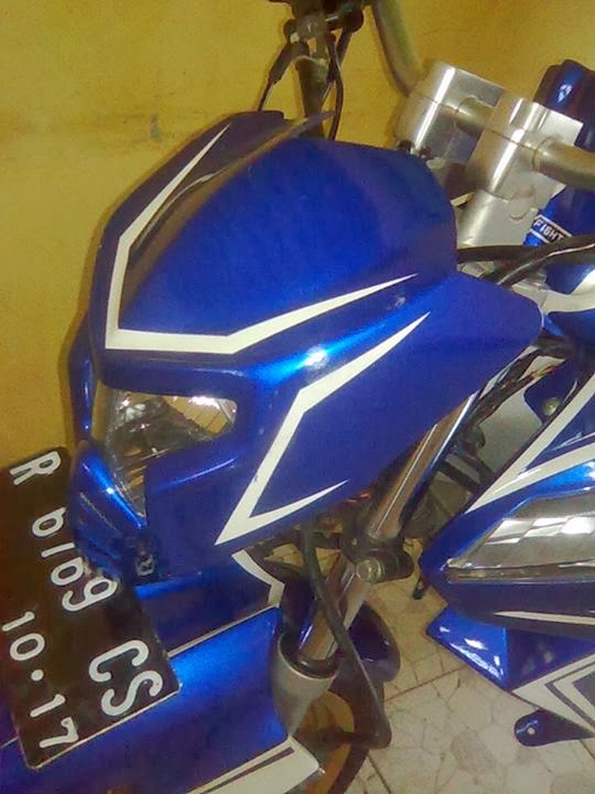 modifikasi vixion 2013 streetfighter headlamp title=