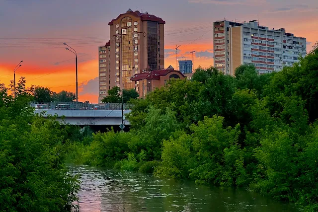 проспект Мира, парк Акведук, река Яуза, закат