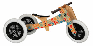 Draisienne en bois wishbone Bike Alphabet