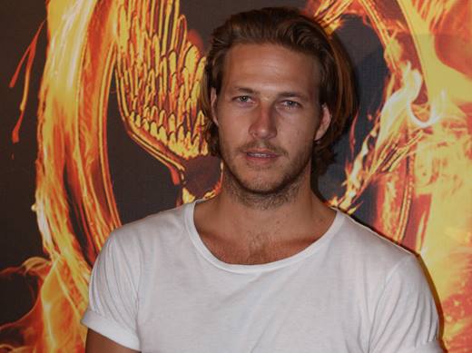 Luke Bracey Profile Pics Dp Images