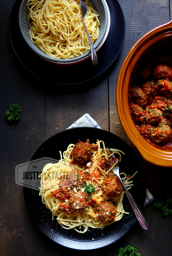 Resep Spaghetti Meatballs Keju dengan Saus Tomat Homemade 