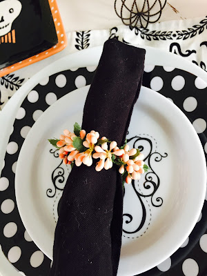 Peach Black and White Halloween Tablescape, Peach Pumpkins, Pioneer Woman Cake Stand, Black and White Poka dot plates