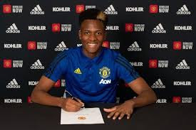 NOAM EMERAN RESMI GABUNG MANCHESTER UNITED