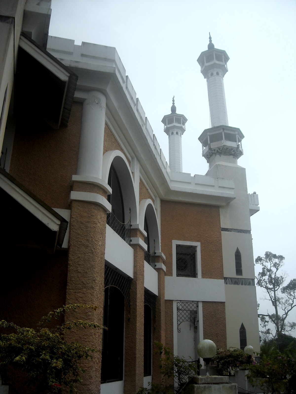 artalentalleart Wisata Religius Di Masjid  Nurzikrillah 