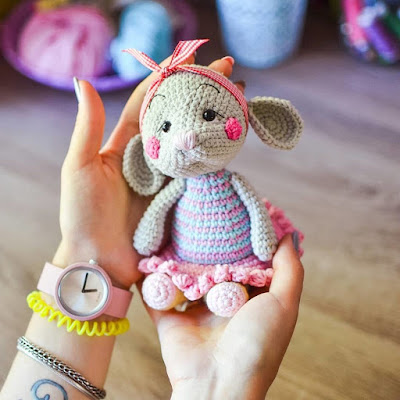 мышка солоха вязаная крючком лысенко crochet mouse crochet lysenkocrochet