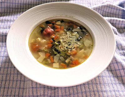 soupe, kale, legumes du jardin