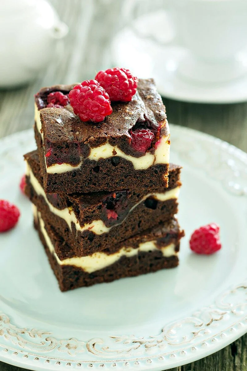 Raspberry Cheesecake Brownies