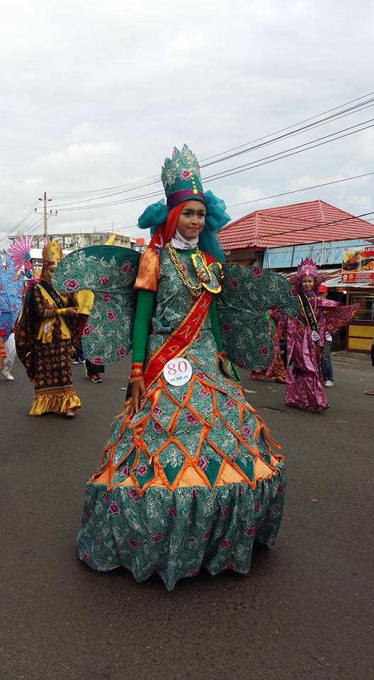 Kumpulan Desain Baju Pada Karnaval Batik Besurek Bengkulu Kumpulan Desain Baju Pada Karnaval Batik Besurek Bengkulu