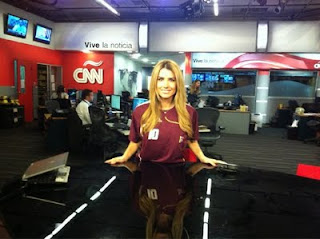 Elizabeth Pérez de CNN.jpg