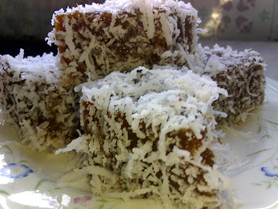 Riezanie's Recipe Collections: KUIH KASWI @ KUSUI