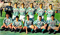 REAL BETIS BALOMPIÉ - Sevilla, España - Temporada 1994-95 - Jaro, Vidakovic, Cañas, Olías, Stosic y Alexis; Kowalczyk, Josete, Merino, Cuéllar y Jaime - REAL BETIS BALOMPIÉ 2 (Kowalczyk y Sabas), SEVILLA 1 (Tevenet) - 11/06/1995 - Liga de 1ª División, jornada 37 - Sevilla, estadio Benitol Villamarín - 3º en la Liga, con Lorenzo Serra Ferrer de entrenador