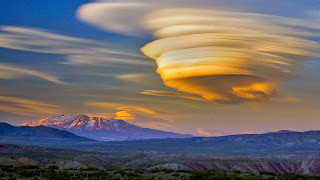  Lenticular Clouds