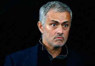 Agen Bola - Manchester United Minta Jose Mourinho Tunggu Setahun Lagi