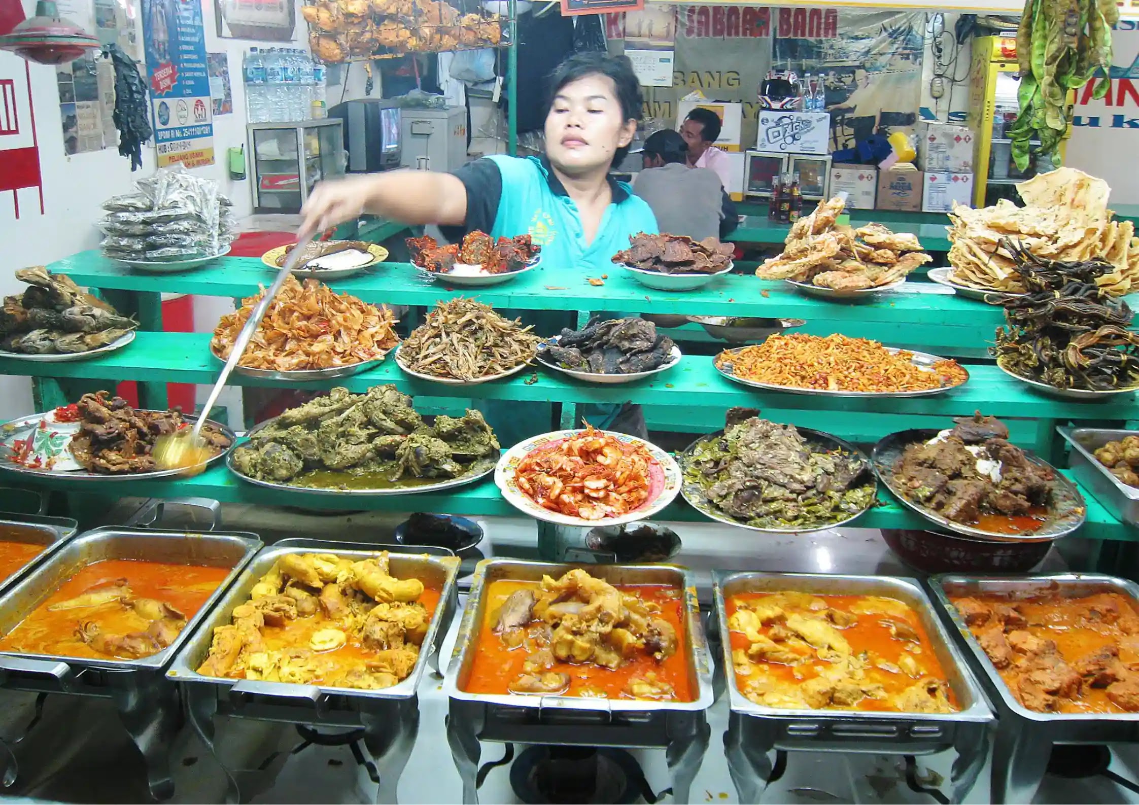 Rekomendasi Menu Makanan Khas Sumatera Barat Yang Memiliki Cita Rasa Khas