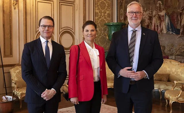 Crown Princess Victoria wore a Paris red blazer by The Extreme Collection. Swedish Liberal Party, Carl Johan Georg Pehrson