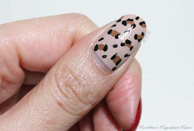 Leopard Print Nail Design