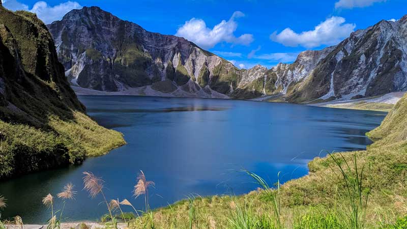 Danau Terdalam di Dunia