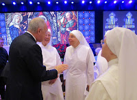 Carl Anderson greets our delegation before Mass.