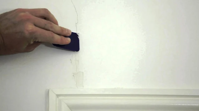6 Tips Cara Mengatasi Masalah Retak pada Dinding Rumah