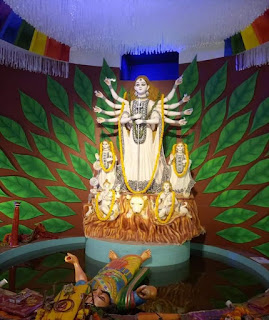 Santoshpur Lake Pally Durga Puja 2019